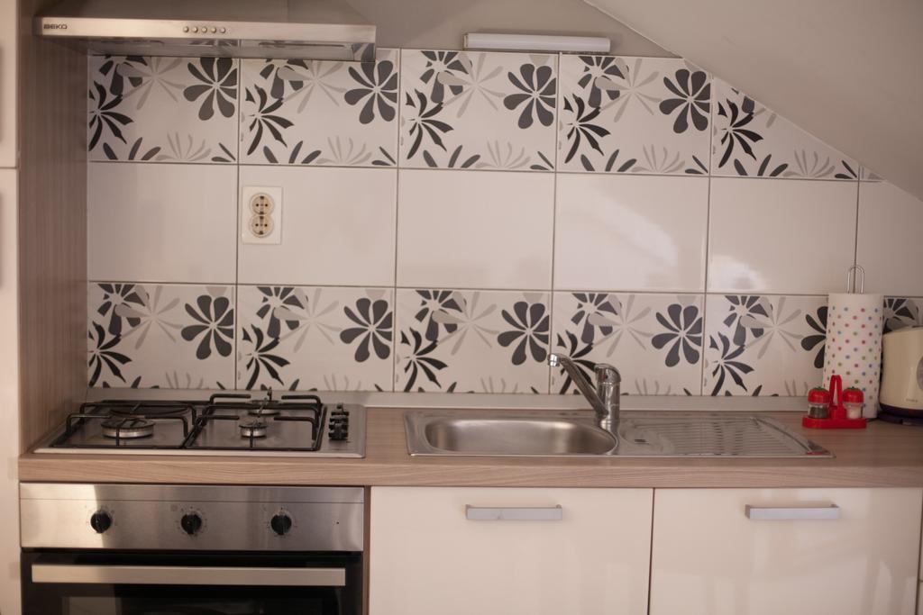 Guest House Trifora Трогир Экстерьер фото
